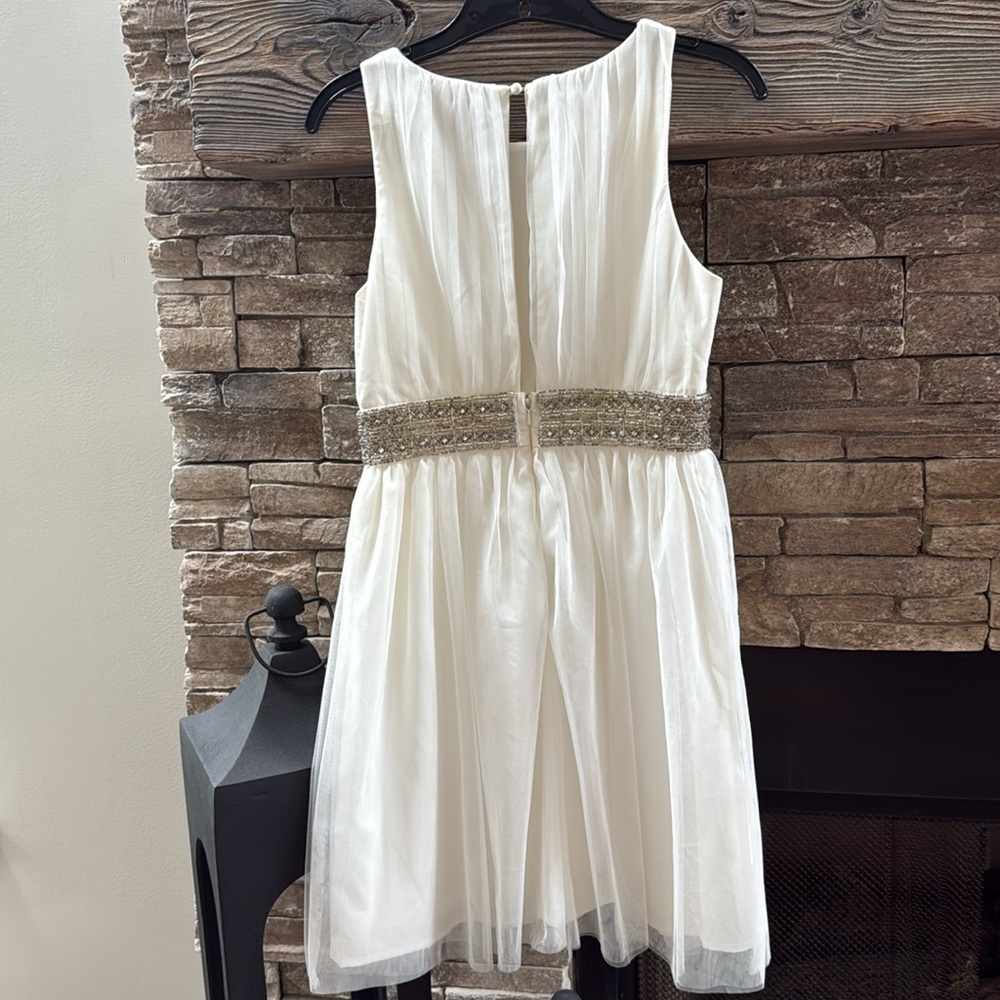 Minuet Elegant Ivory Dress with Beaded Waist Small - Picture 6 of 8